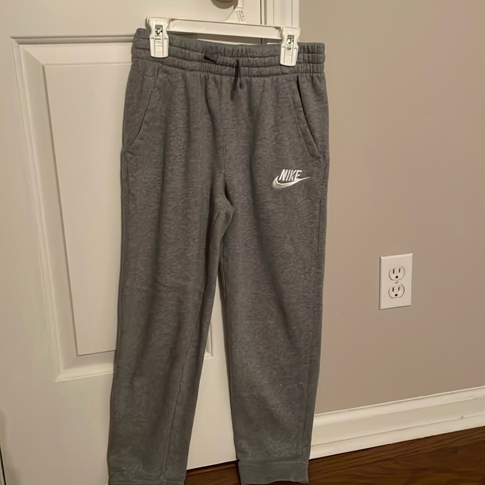 Nike fleece jogger pants Boys Large grey